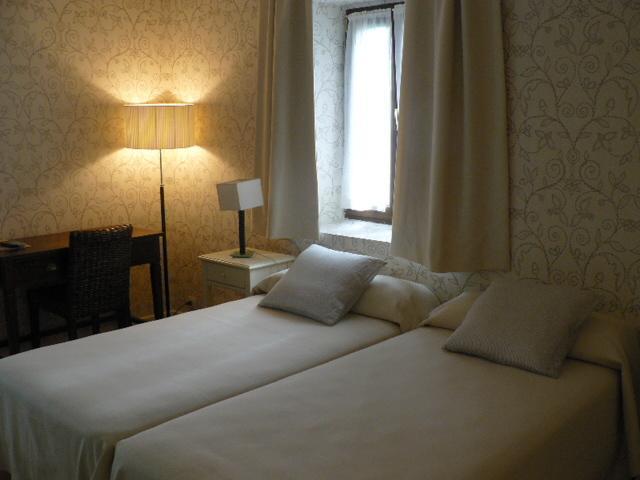 Hotel Goiko-Benta Ostatua Oñate Pokoj fotografie